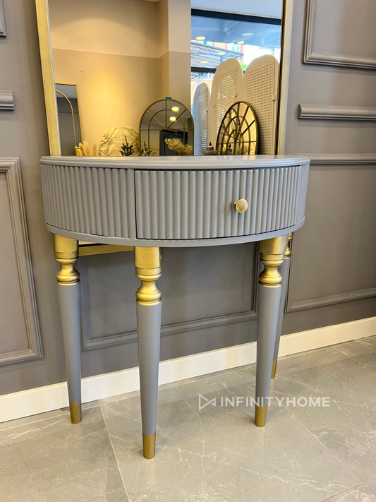 Yarımay Lake Dresuar