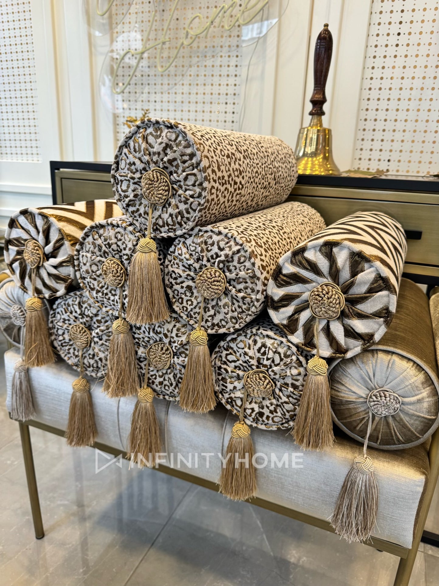 Luxury Artisan İkili Dekoratif Yastık Seti - Özel Desenli