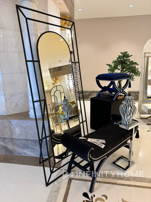 Ayaklı Çerçeveli Ayna